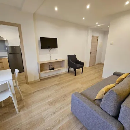 Inicia Avio Apartment *